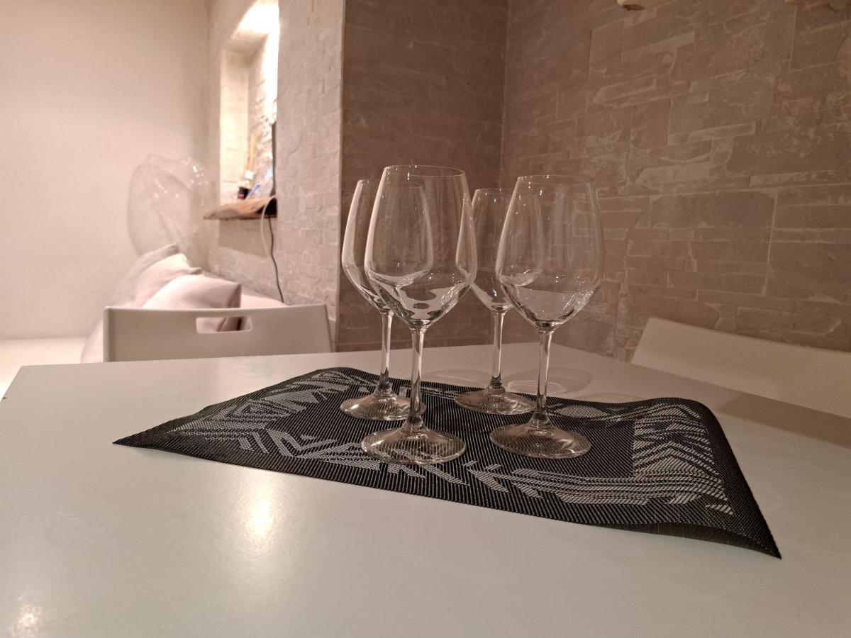 Appartamento Toledo 27, A Due Passi Da Piazza Del Plebiscito Napoli Esterno foto